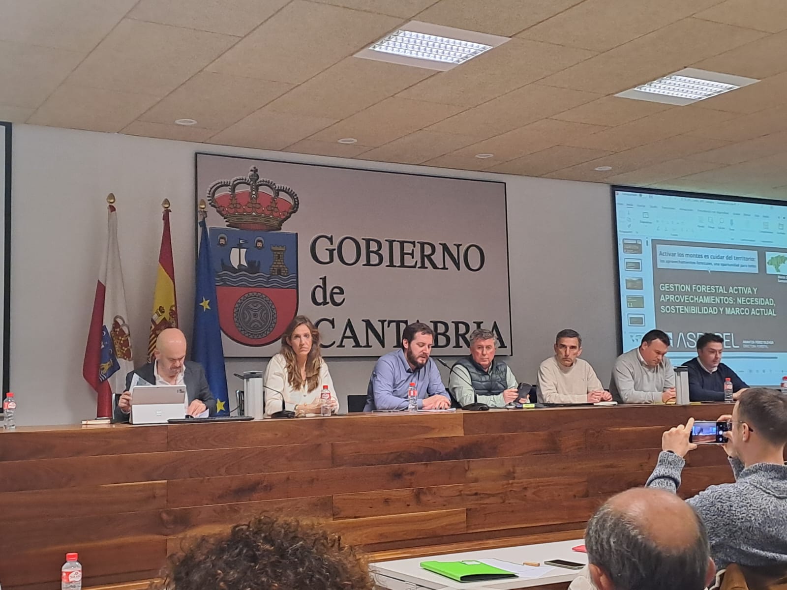 LOS APROVECHAMIENTOS FORESTALES, PROTAGONISTAS DE UNA JORNADA CELEBRADA EN CANTABRIA